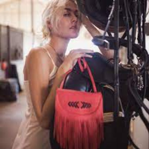 Free People X Cut and paste Los Angeles Embroidered Fringe Crossbody Leather - Picture 2 of 11